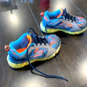 Sketchers Memory Foam Sneakers 13